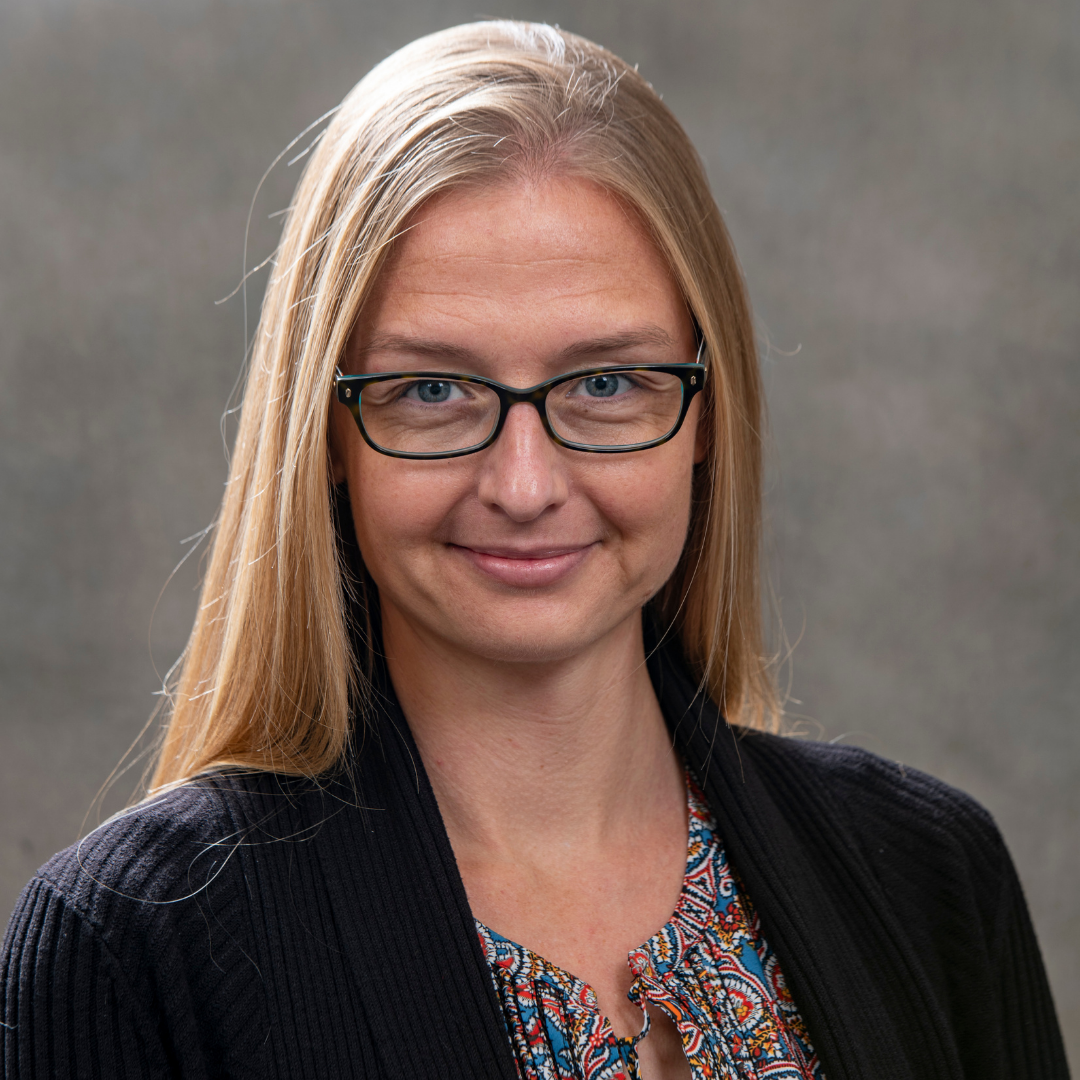 Headshot of Beth Stadtmueller