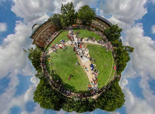 360-degree view of the Quad