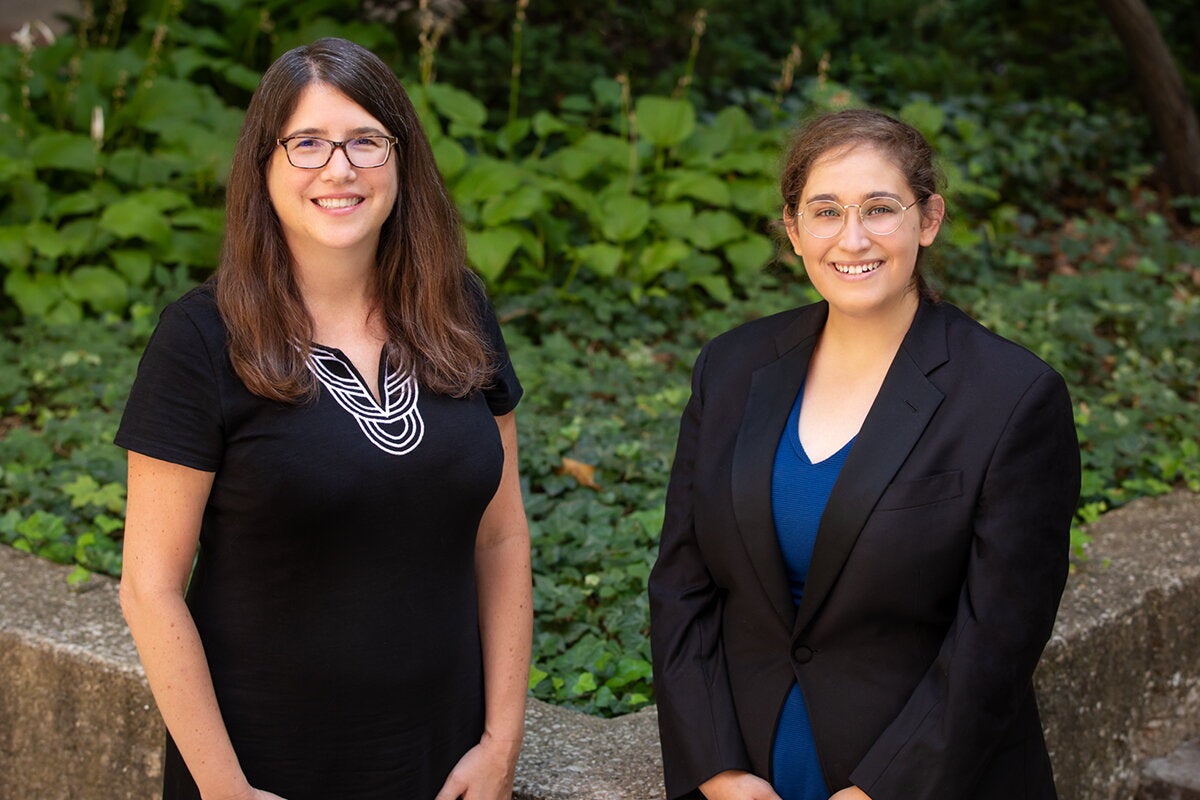 Professor Lori Raetzman and student