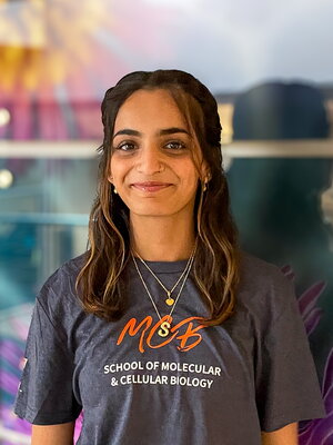 headshot of Saniya Zaidi
