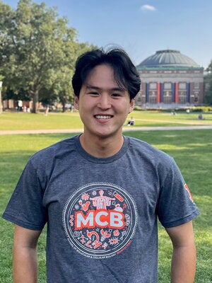 headshot of James Song