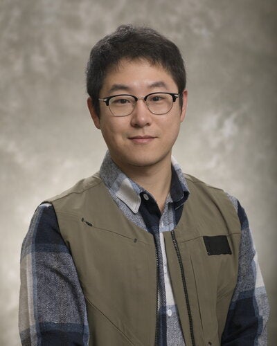 Picture of Professor Boxuan Zhao