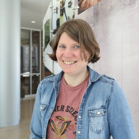 Dr. Claudia Lutz